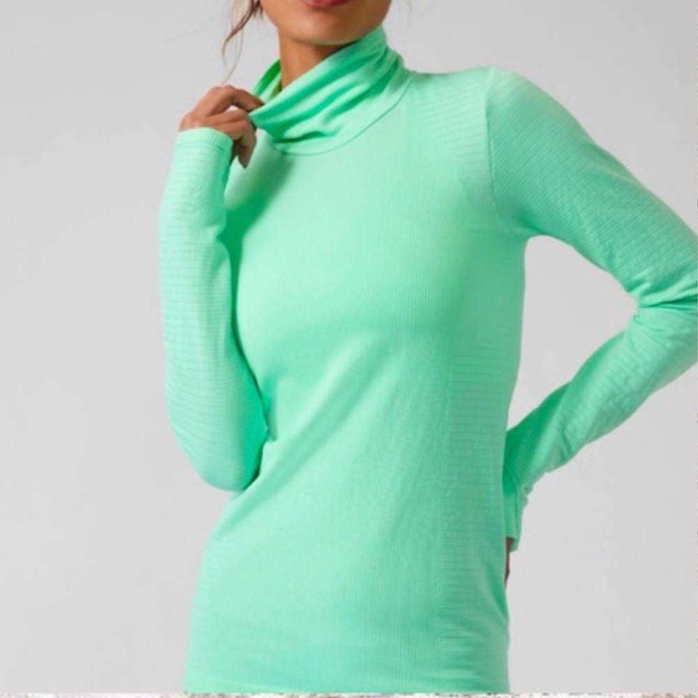 NWOT Athleta Flurry Blizzard Turtleneck Seamless Rib Mint Green Sweater Size XL